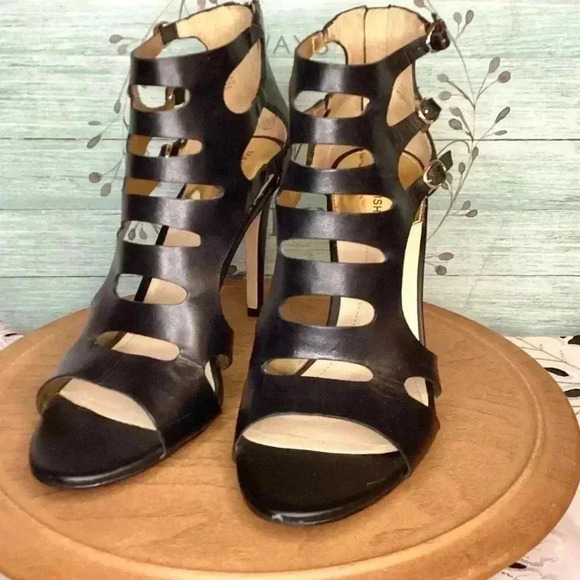 Marc Fisher Black Leather Jambee Heel Sandals Size 8M - Picture 5 of 10